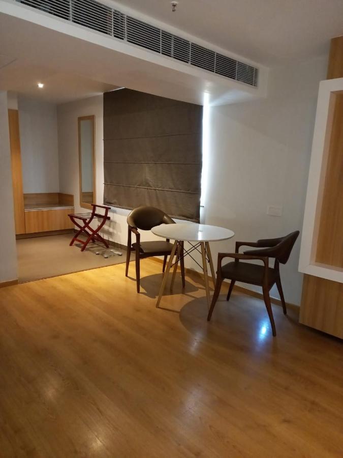 Native Inn By Heda Hospitality Belgaum Bagian luar foto
