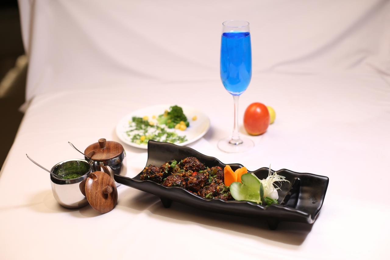 Native Inn By Heda Hospitality Belgaum Bagian luar foto