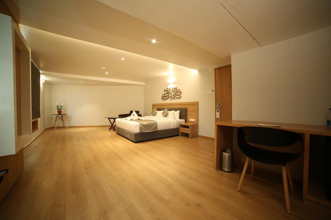 Native Inn By Heda Hospitality Belgaum Bagian luar foto