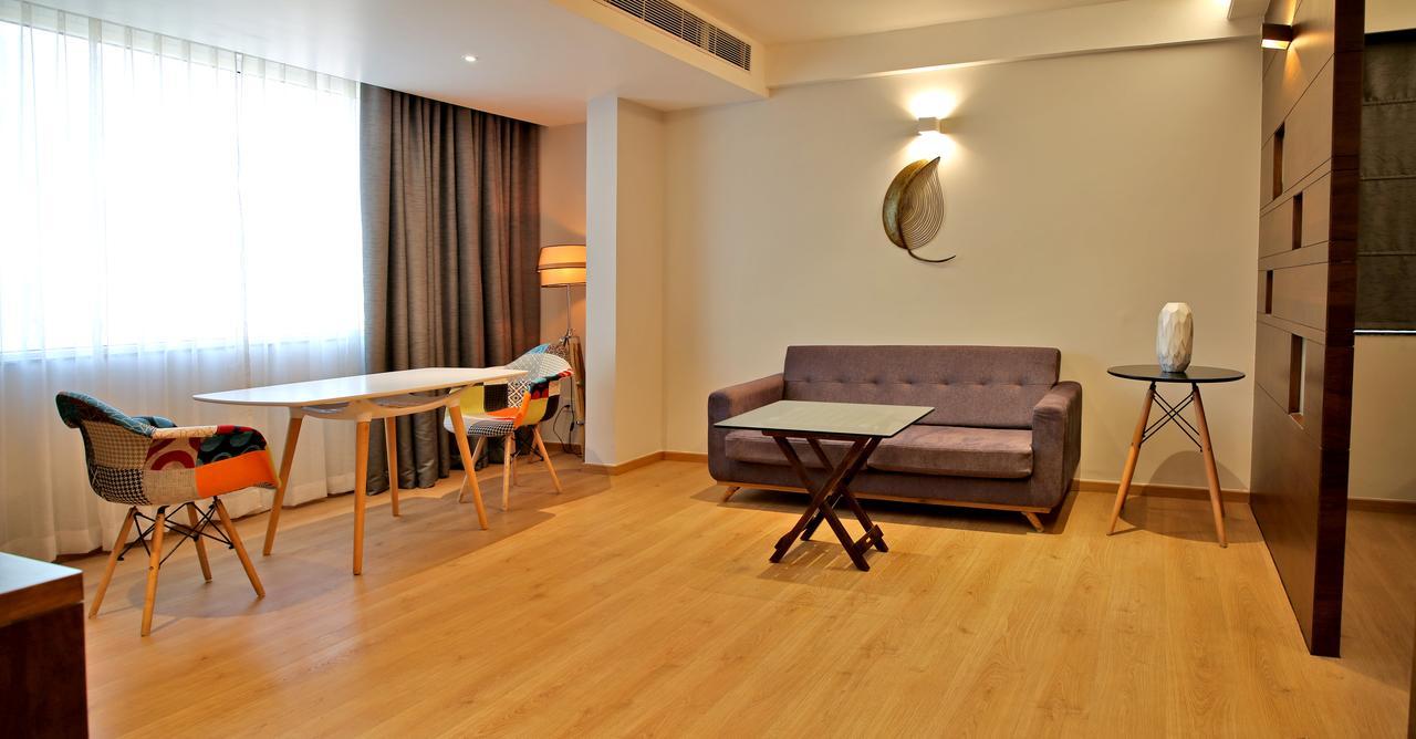 Native Inn By Heda Hospitality Belgaum Bagian luar foto