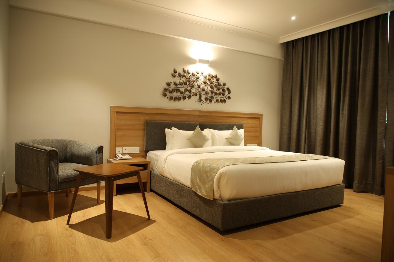 Native Inn By Heda Hospitality Belgaum Bagian luar foto